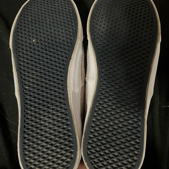 Women’s Vans - Picture 4 of 4